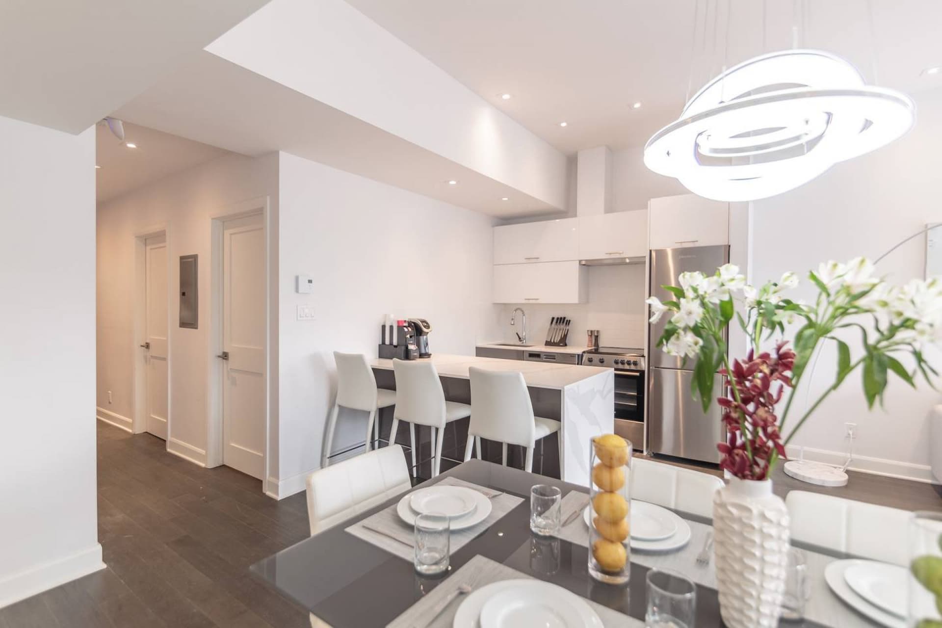 Lasalle House - Image 4