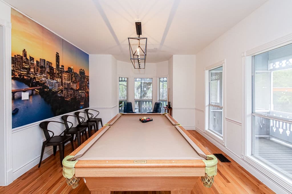 Hill Country Hideaway - Image 8