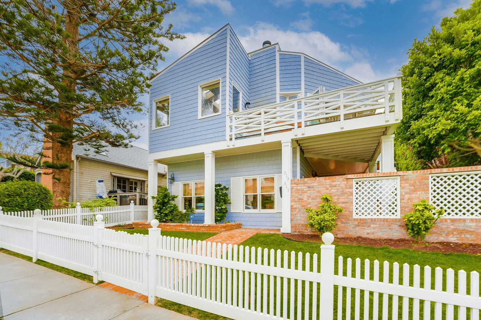 Beach Breakers Home - Image 1