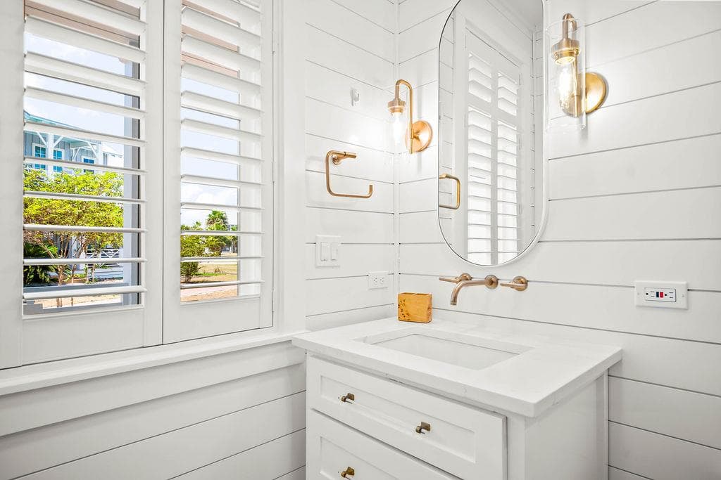 Marky P and the Funky Beach - Image 43