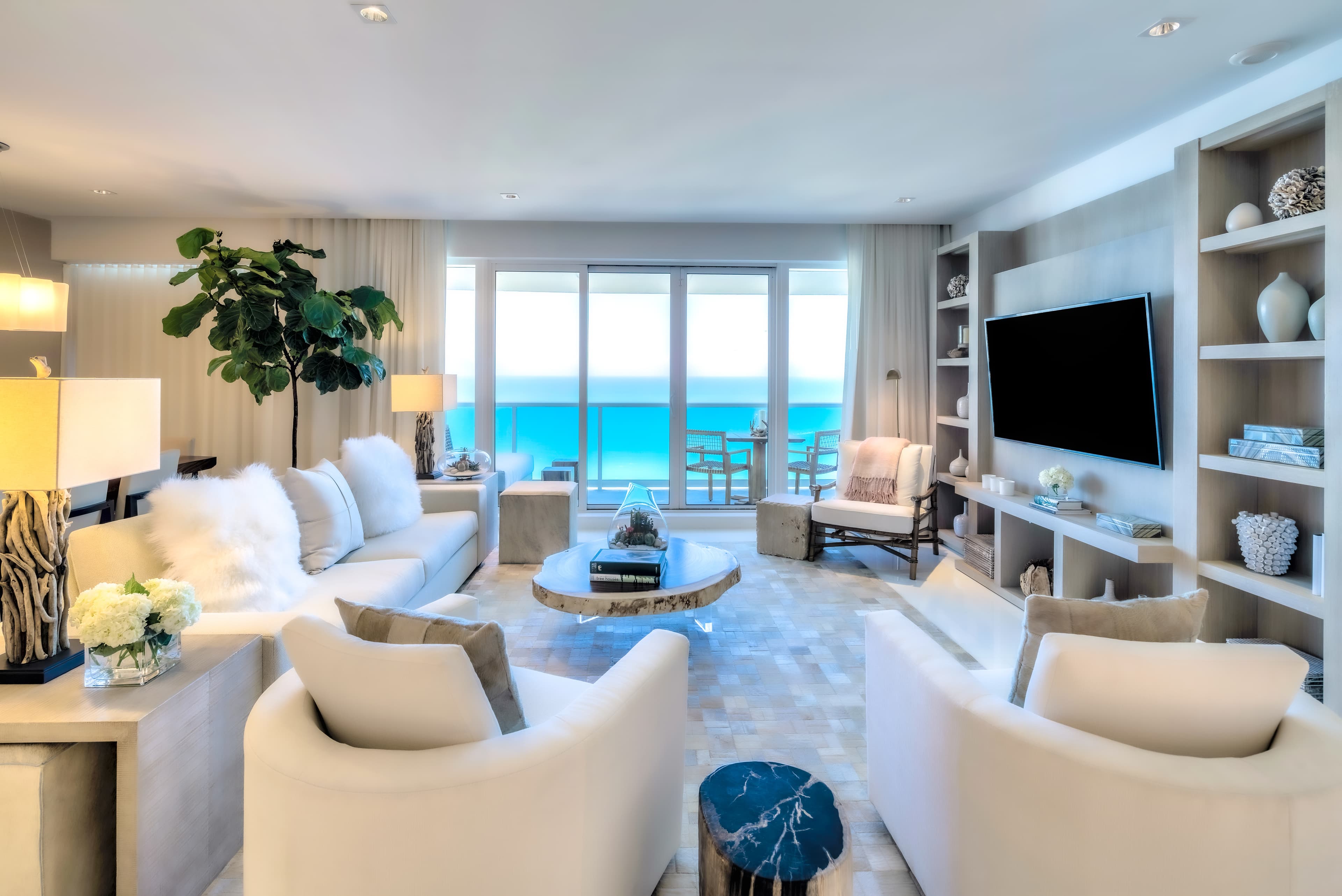 La Mer Azur Penthouse