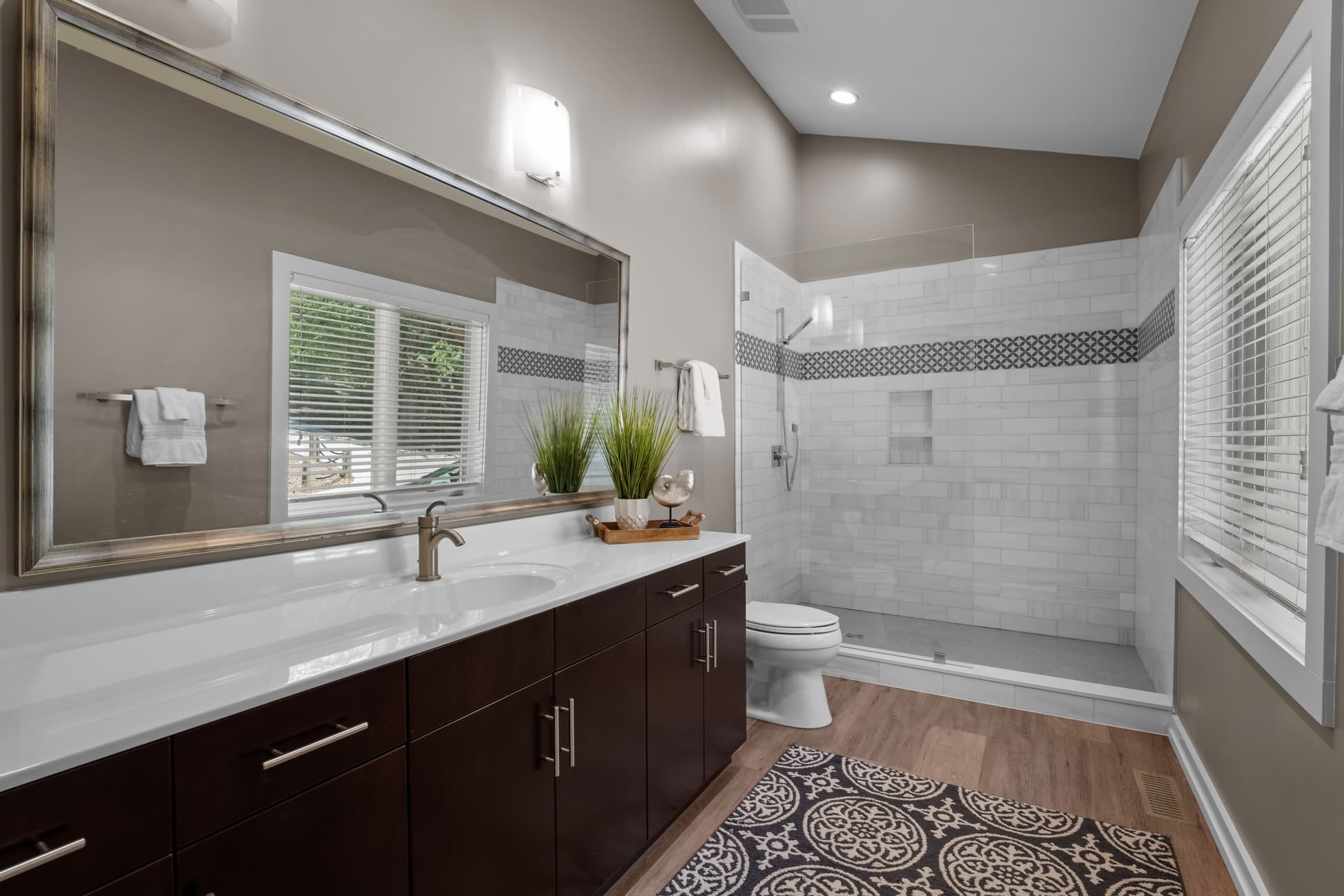 Lake Norman Getaway - Image 37