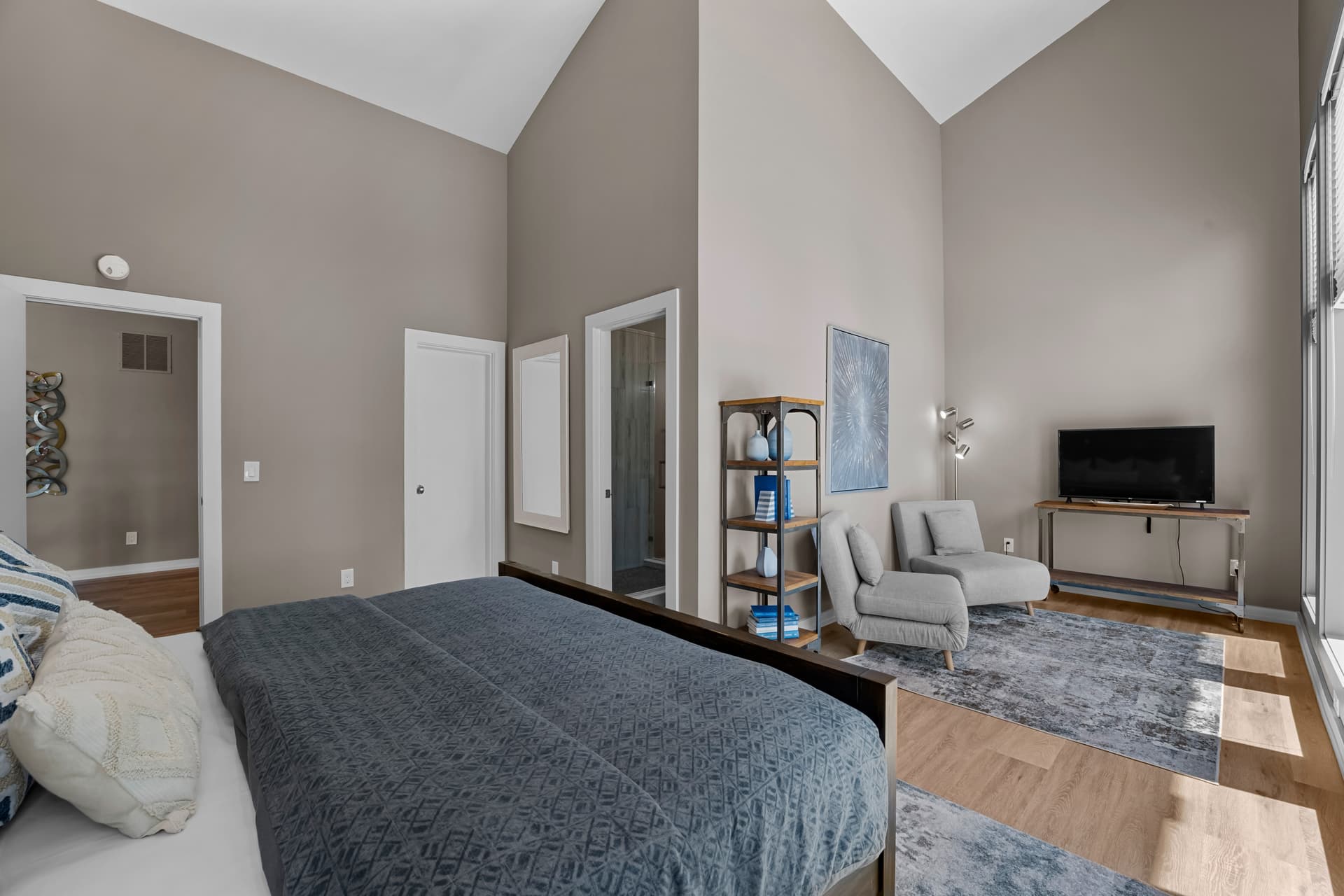 Lake Norman Getaway - Image 49