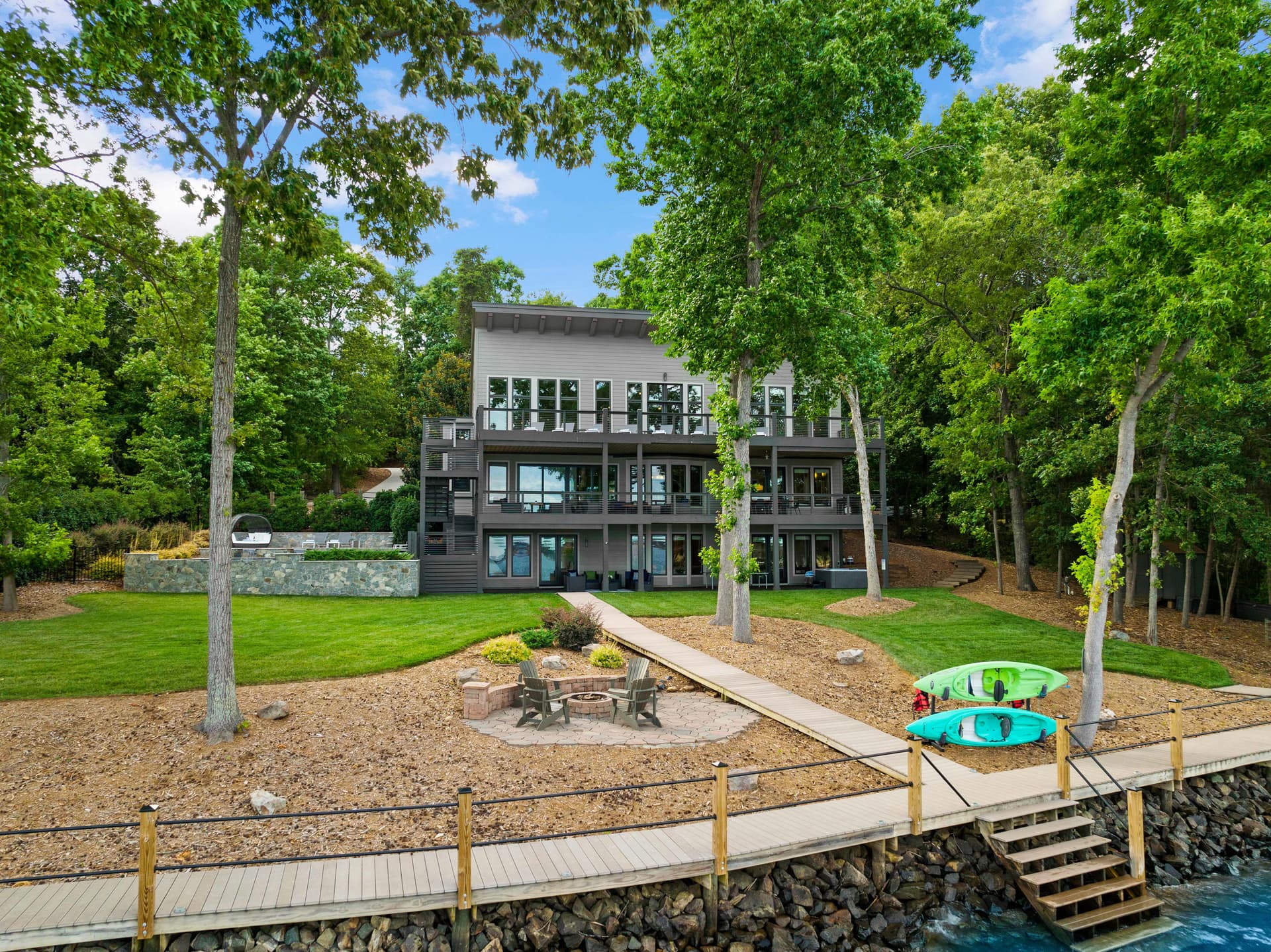 Lake Norman Getaway - Image 68