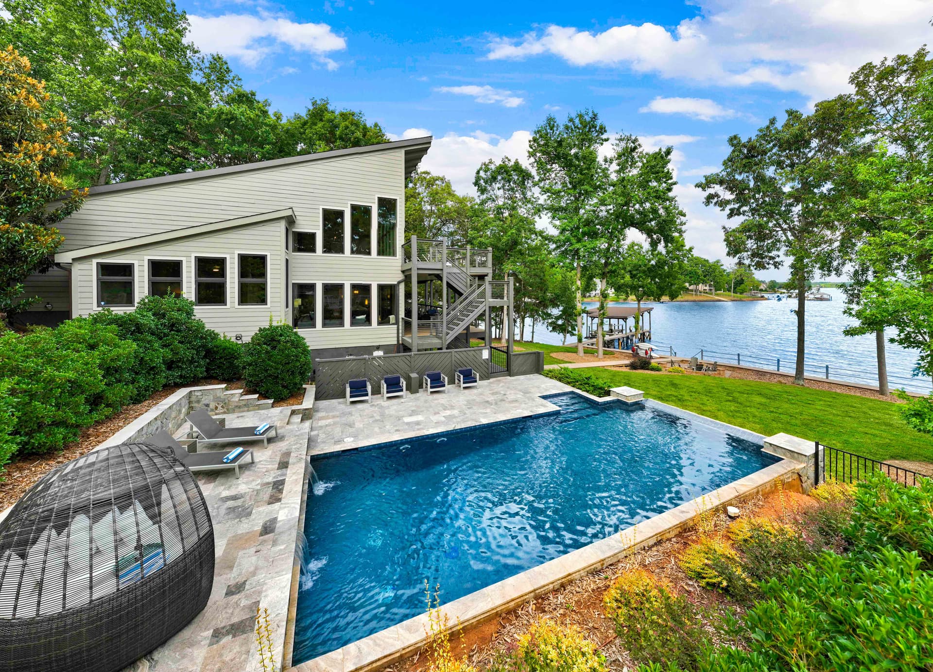 Lake Norman Getaway - Image 2