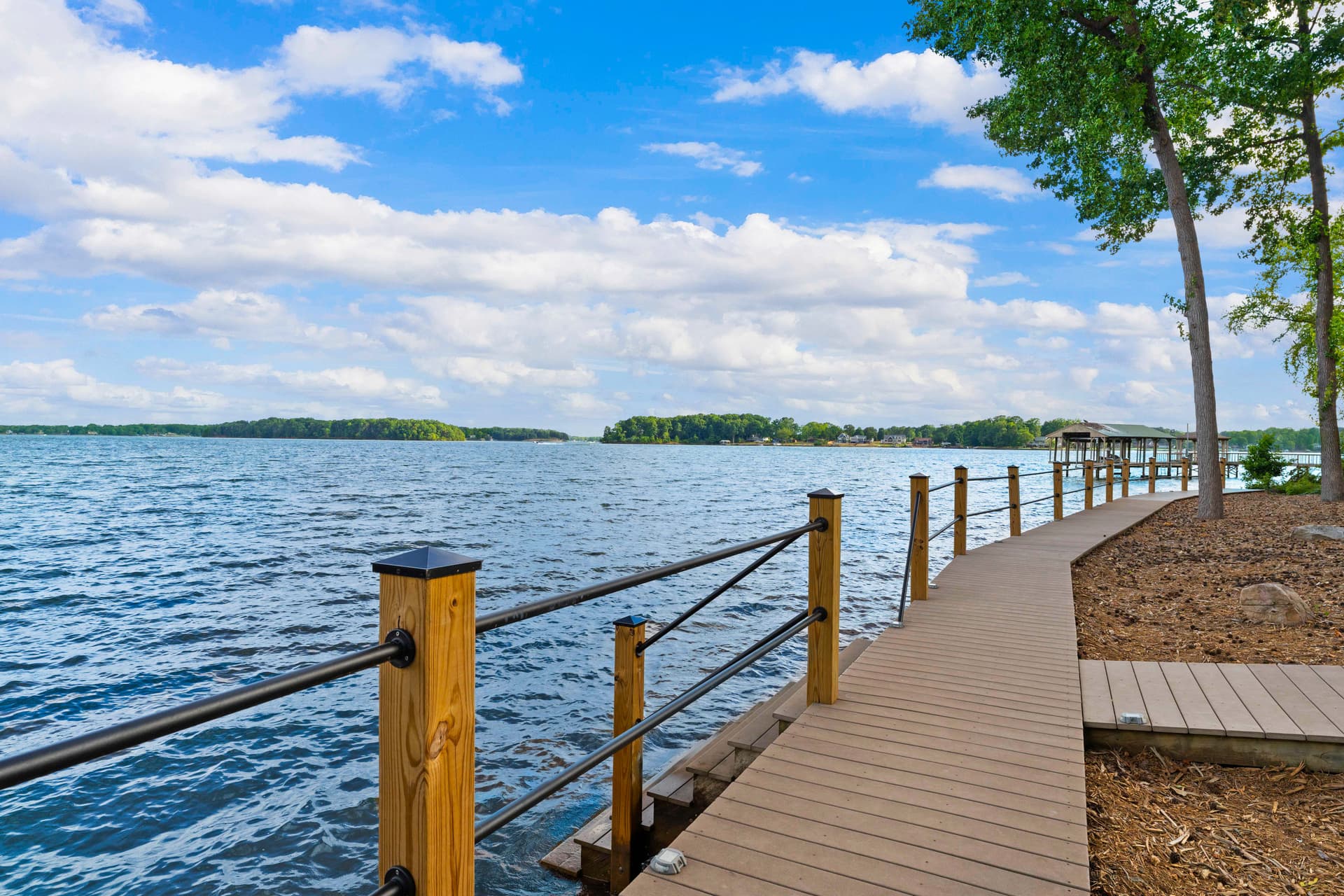 Lake Norman Getaway - Image 77