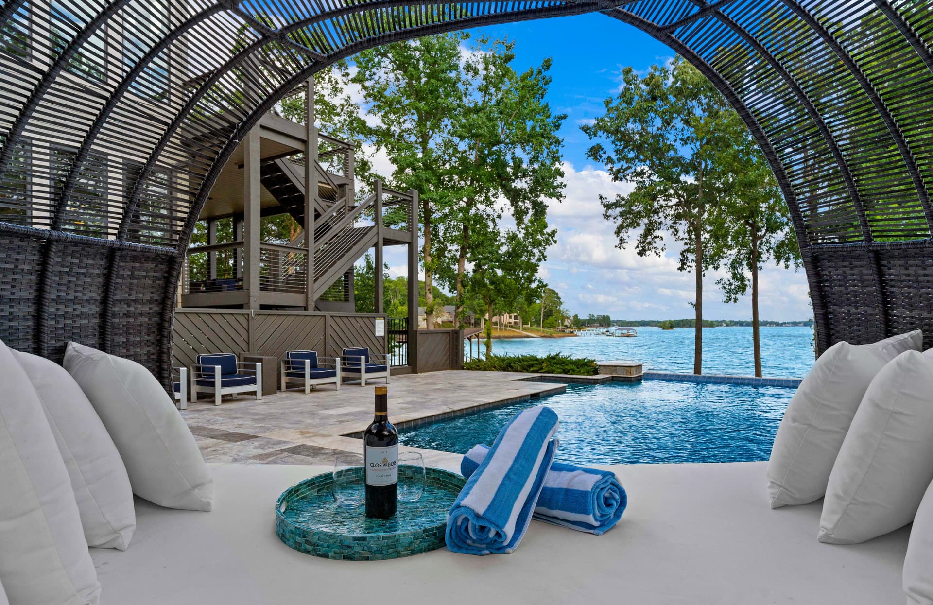 Lake Norman Getaway - Image 81