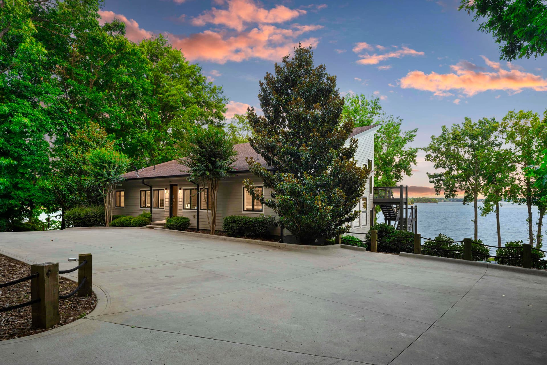 Lake Norman Getaway - Image 91