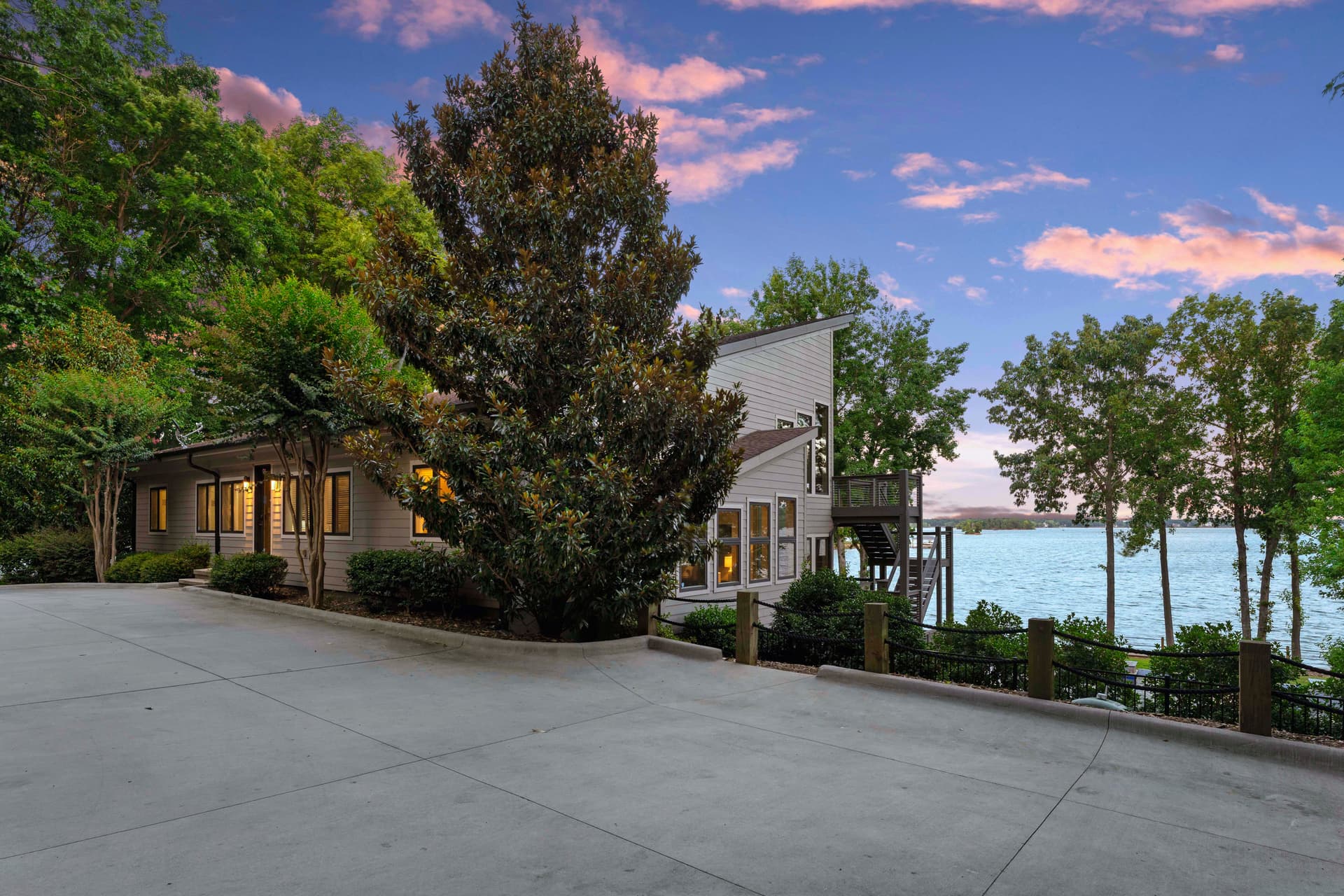 Lake Norman Getaway - Image 92