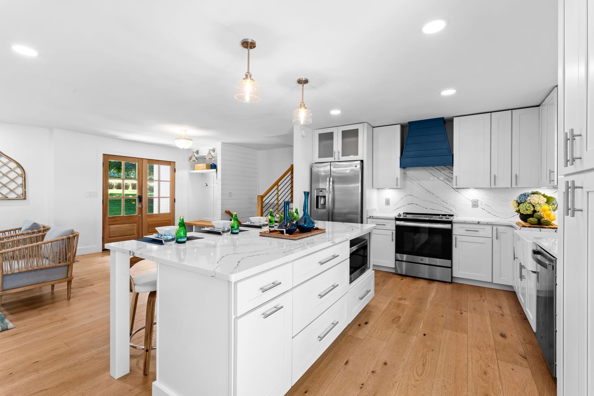 Lakefront Living - Image 17