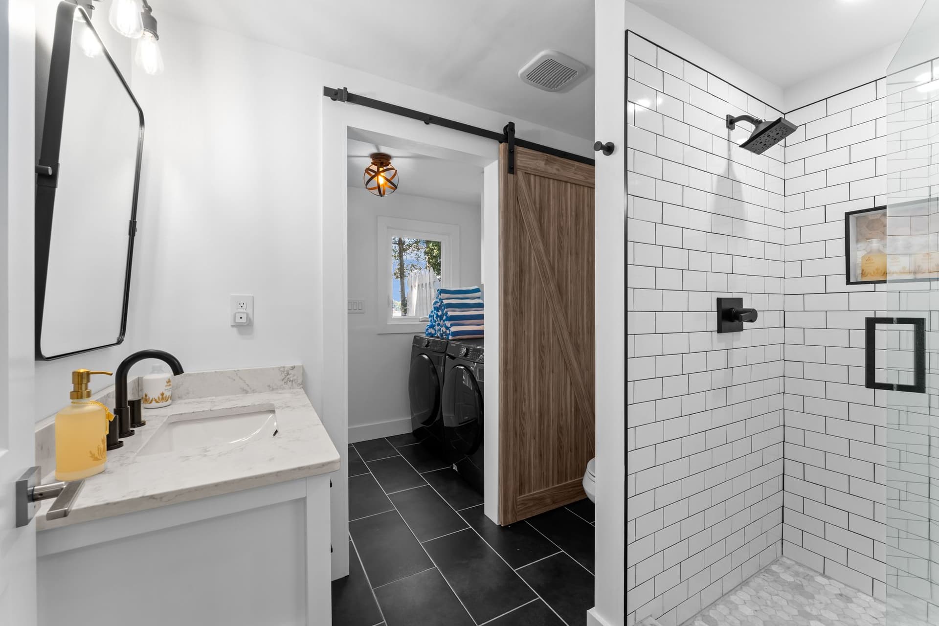 Lakefront Living - Image 38