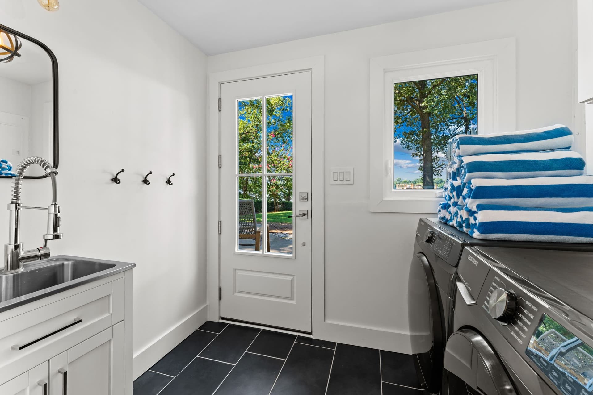 Lakefront Living - Image 40