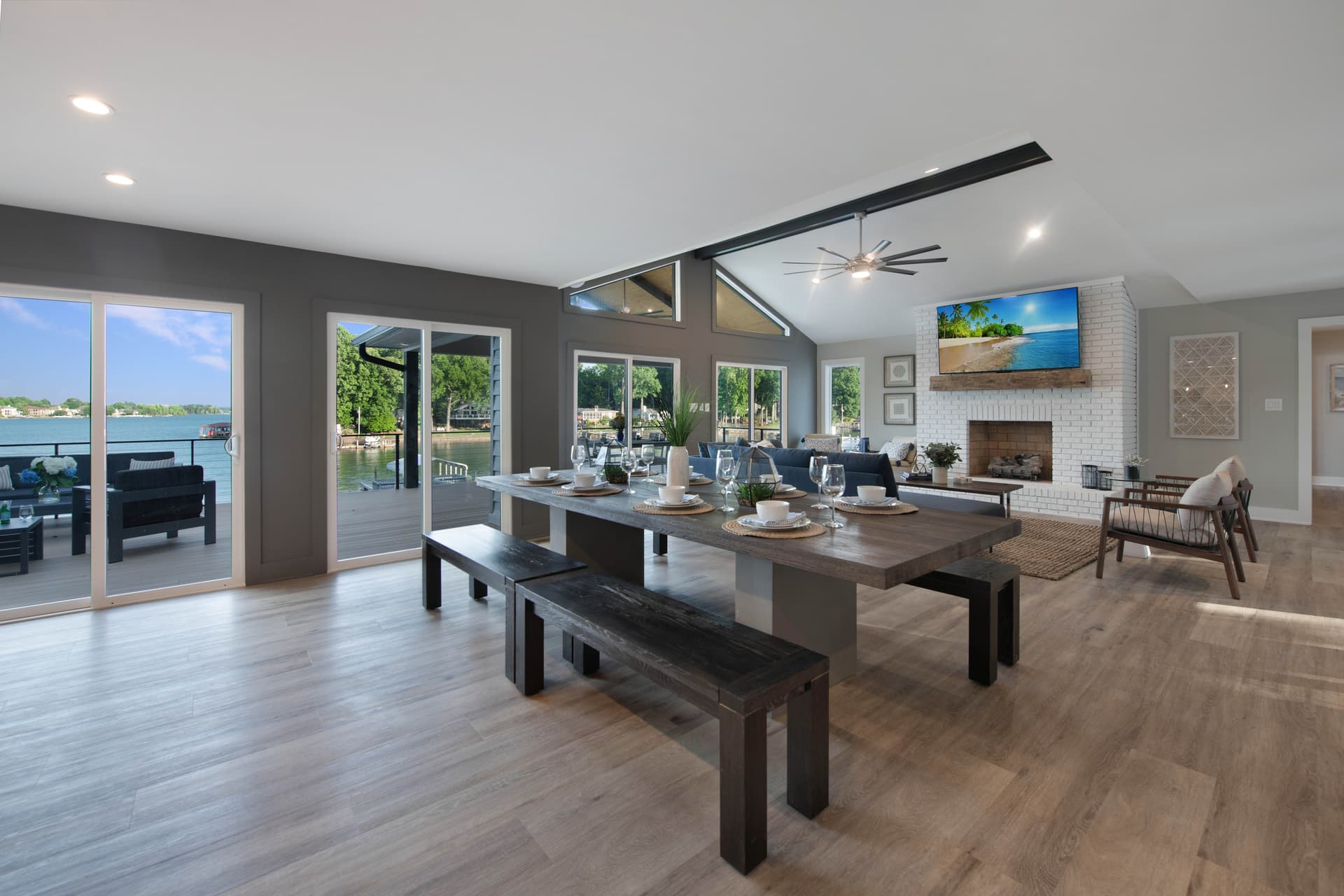 Lakeshore Adrift - Image 6