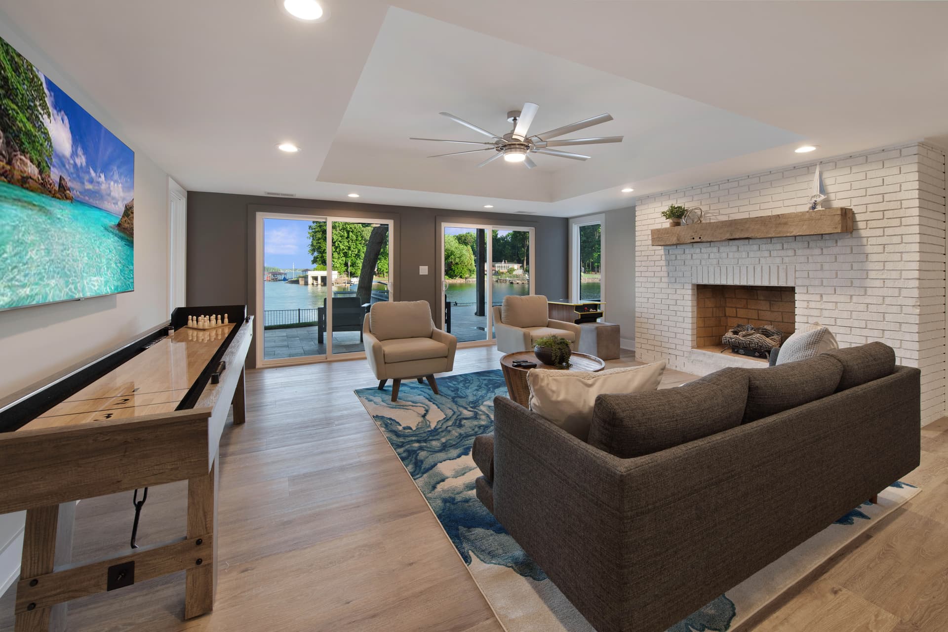 Lakeshore Adrift - Image 15