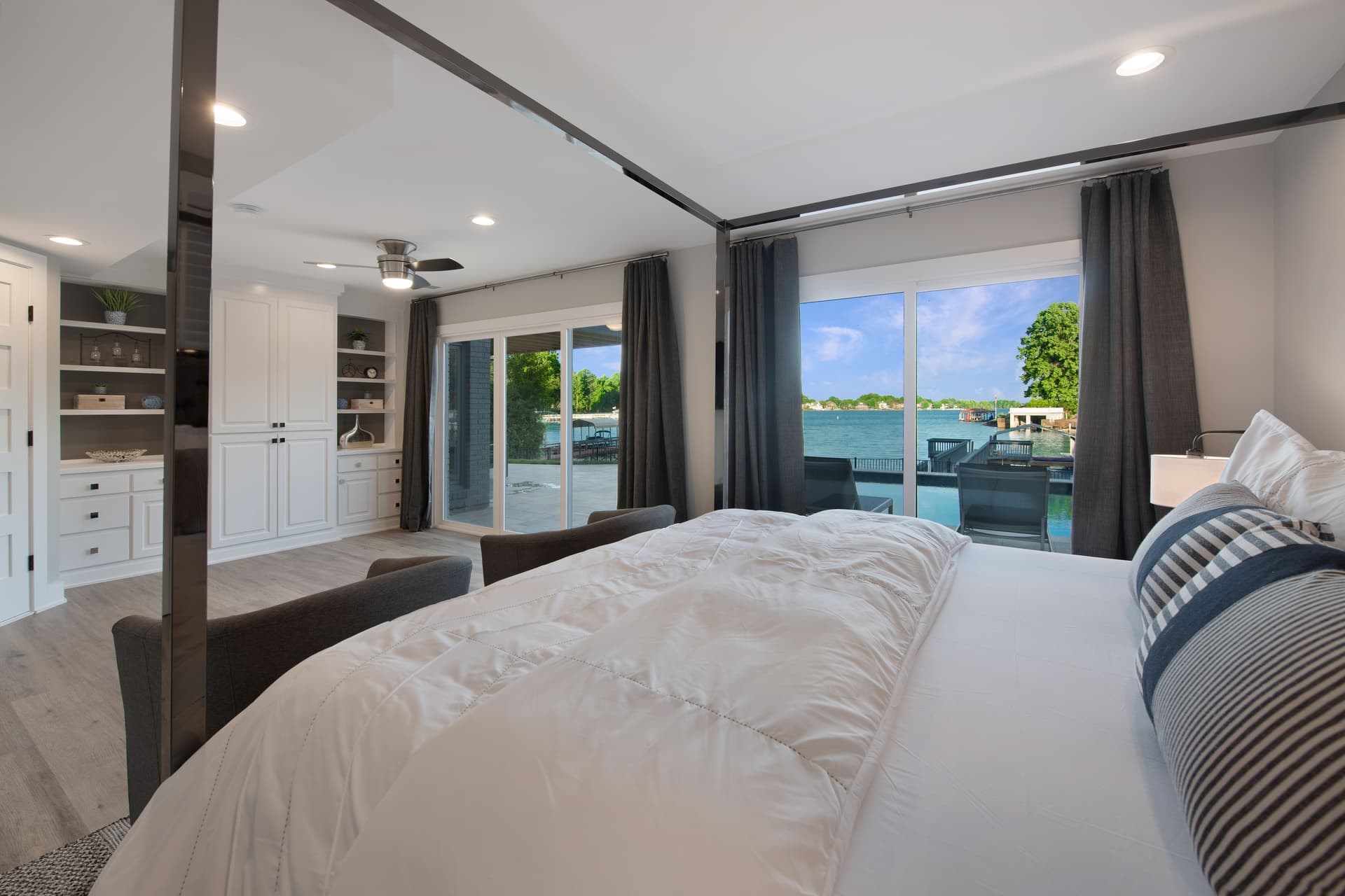 Lakeshore Adrift - Image 17