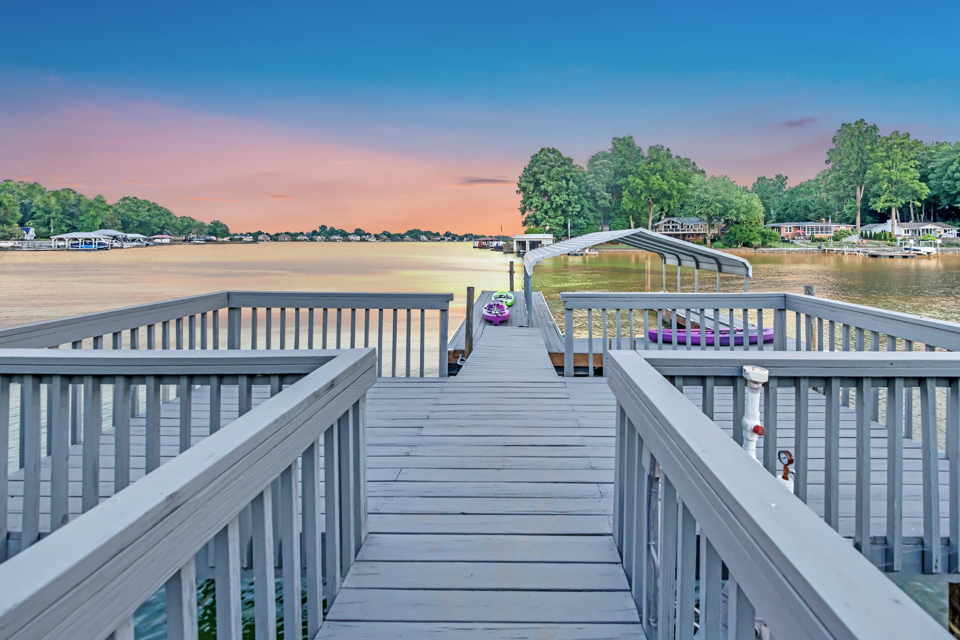 Lakeshore Adrift - Image 30