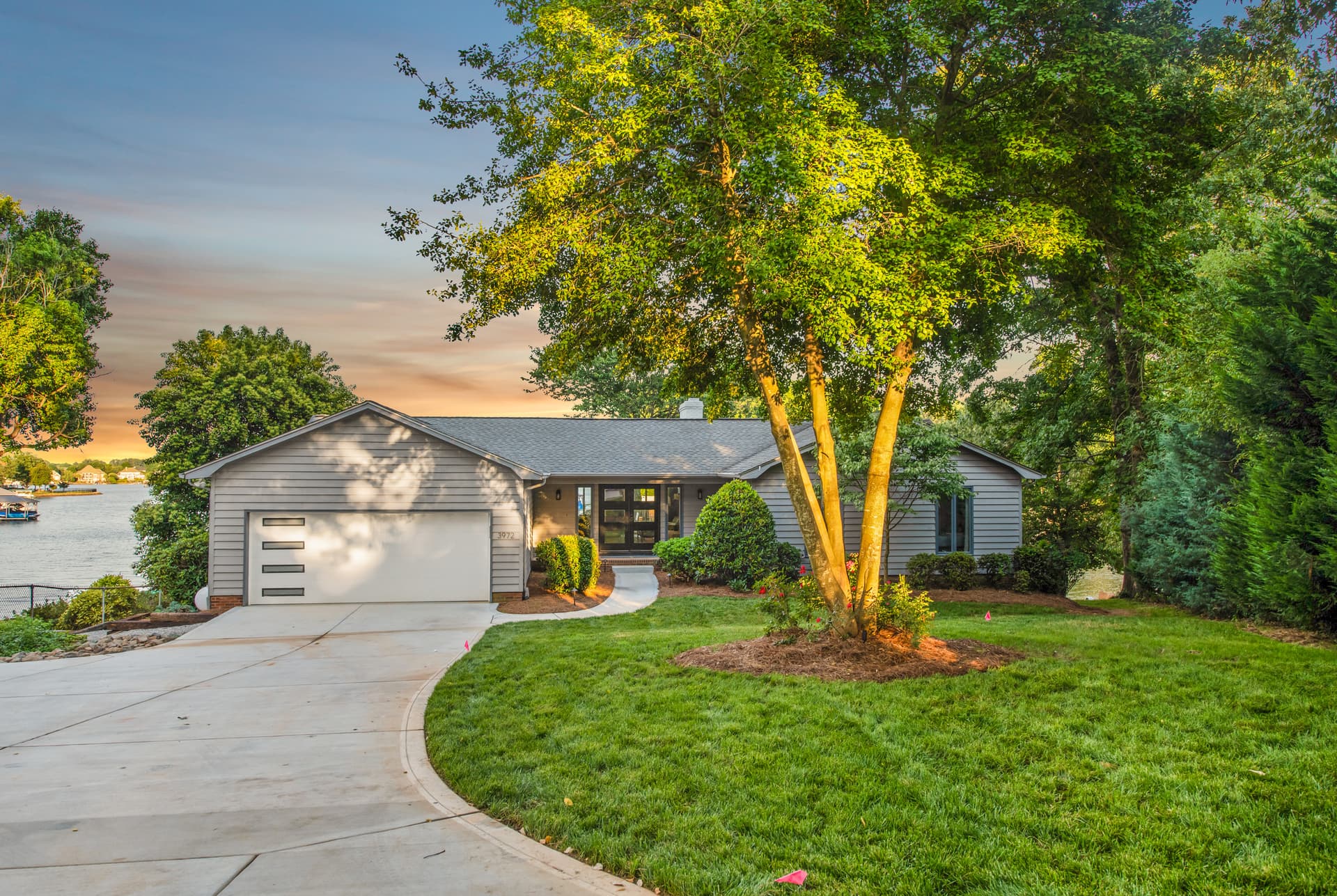 Lakeshore Adrift - Image 36