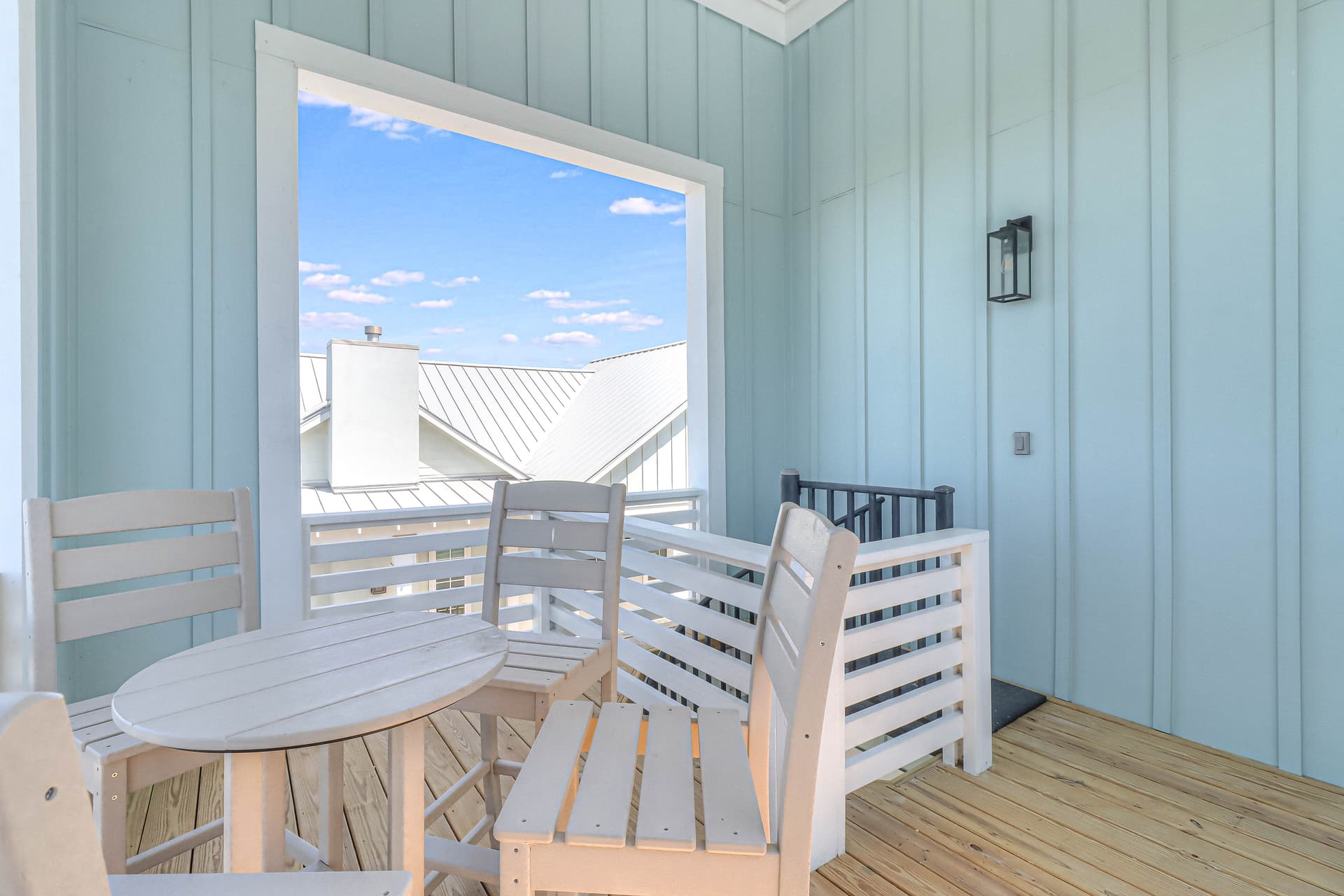 Lakeside Luxury - Image 62