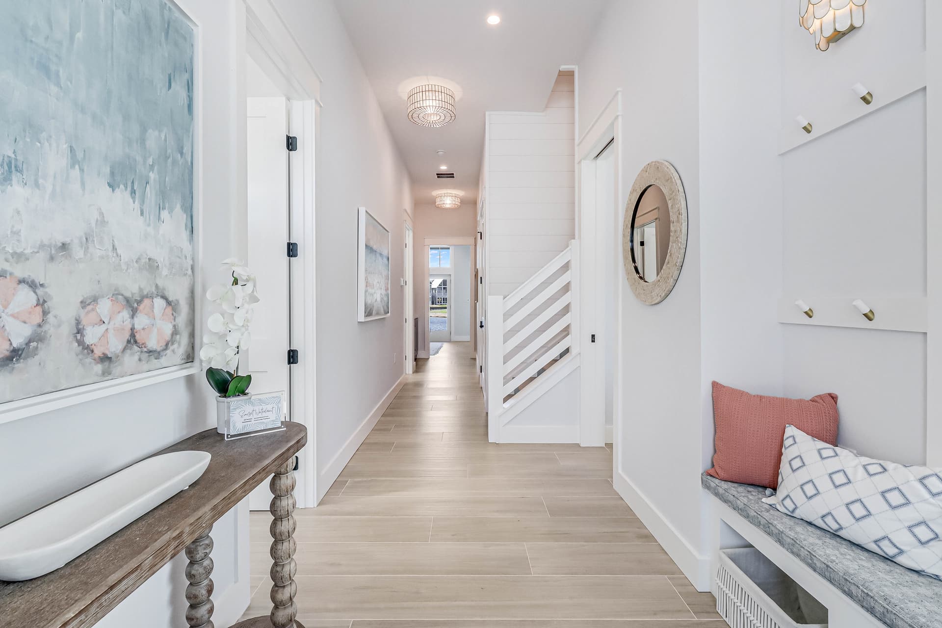 Lakeside Luxury - Image 39