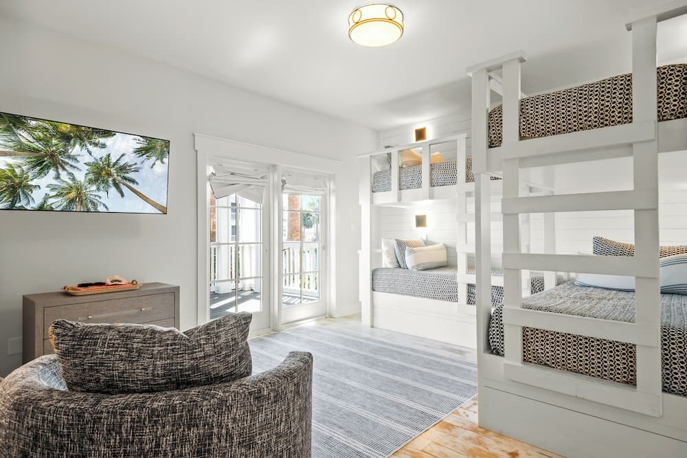 Lakeview Estate #198 - Image 15