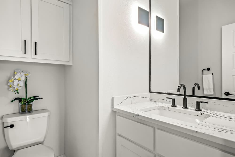 Lakeview Estate #198 - Image 16