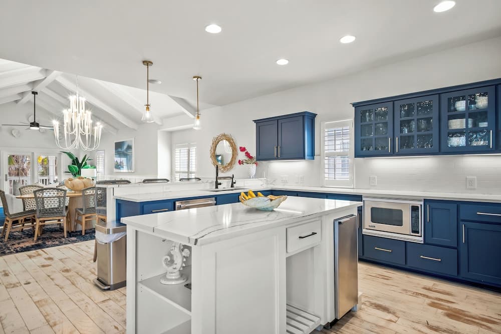 Lakeview Estate #198 - Image 4