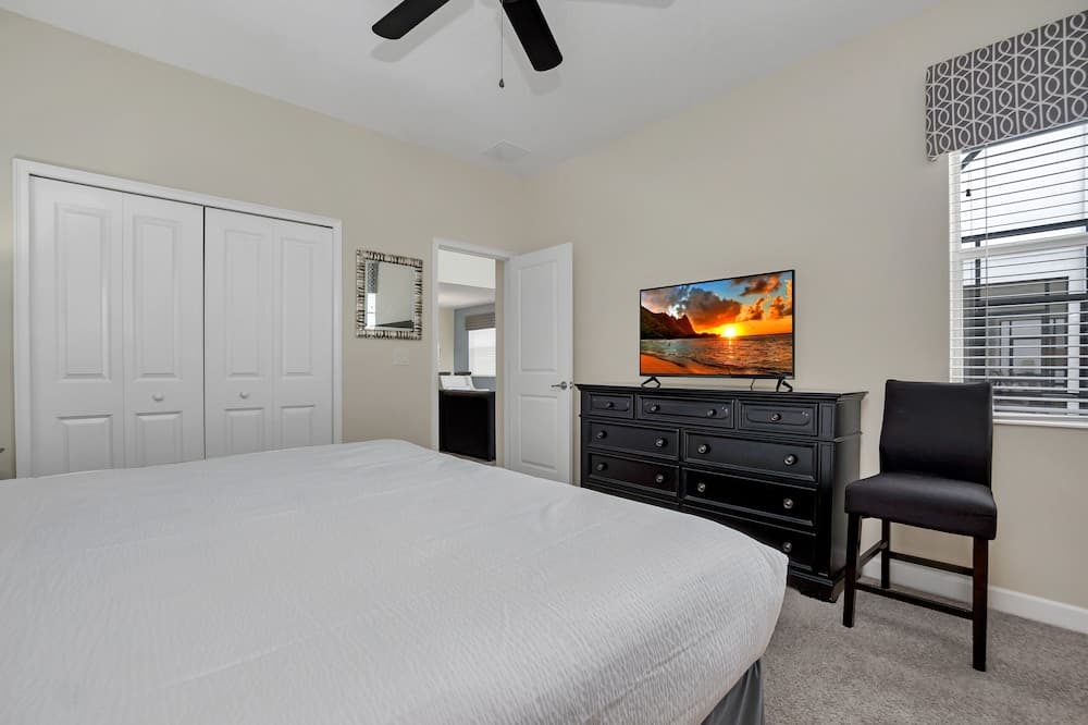 Castle Circle - Image 31