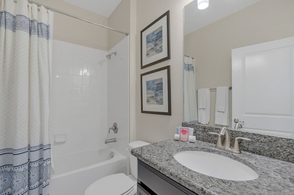 Castle Circle - Image 33