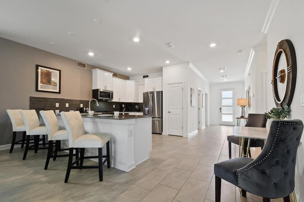 Lustre Basin - Image 5