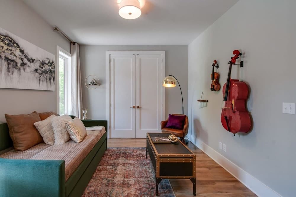 Ryman Strip - Image 23