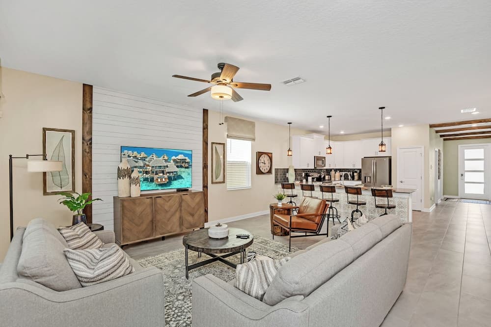 Sticks Residence - Image 8