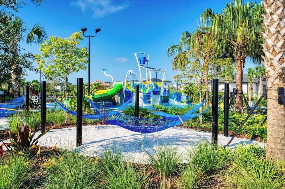 Sticks Residence - Image 81