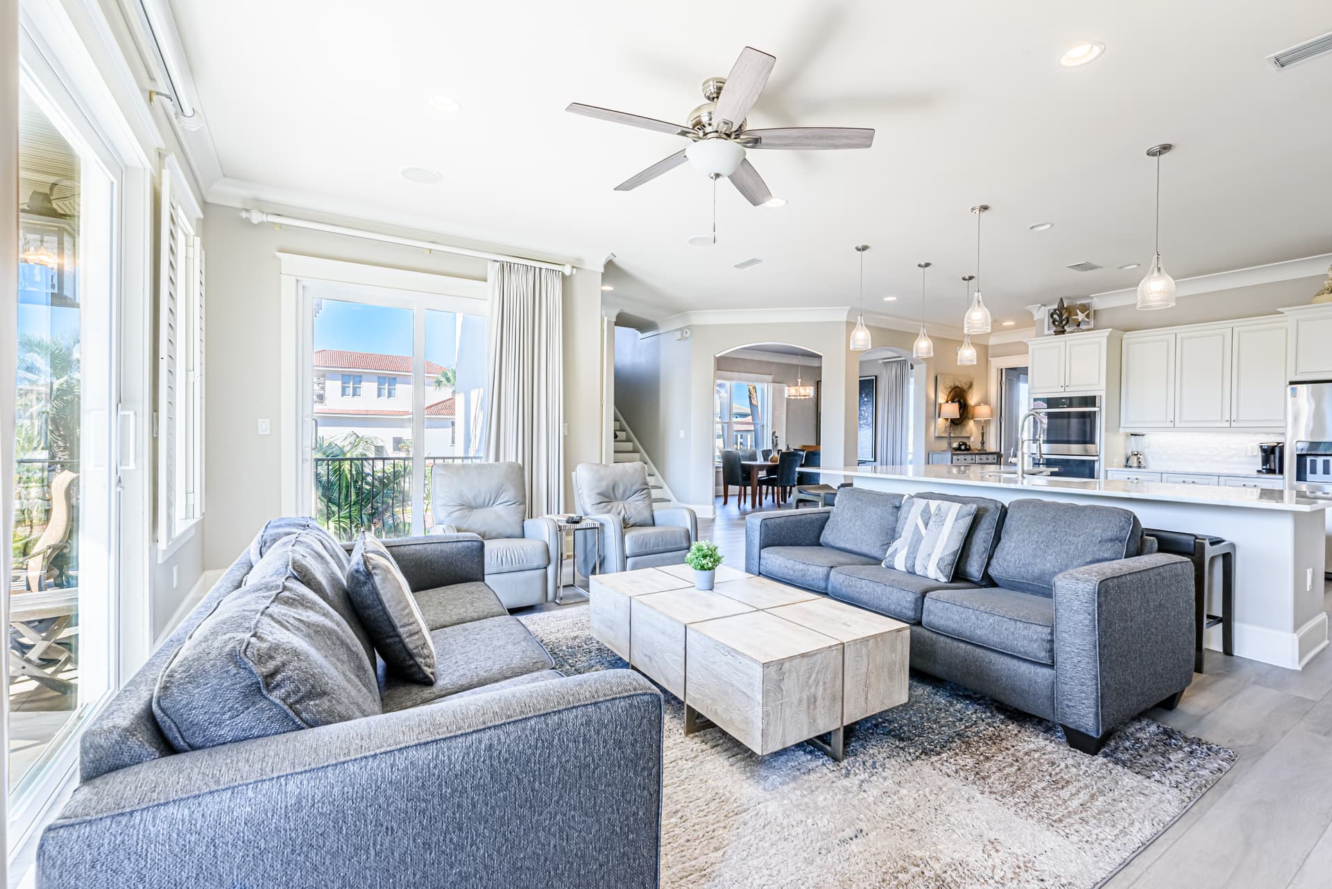 Lavish Escape - Image 3