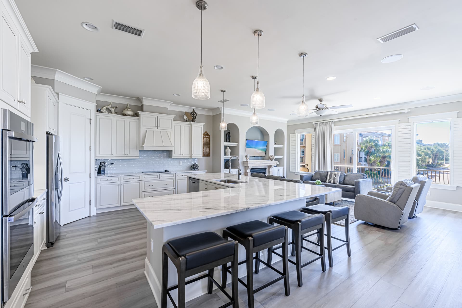 Lavish Escape - Image 12