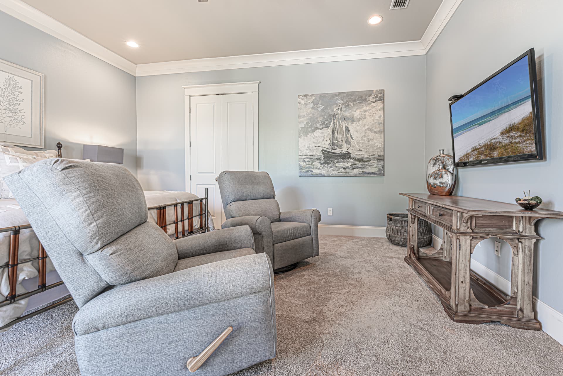 Lavish Escape - Image 27