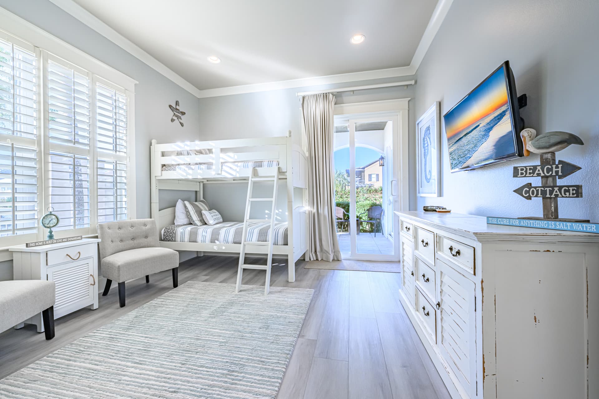 Lavish Escape - Image 32