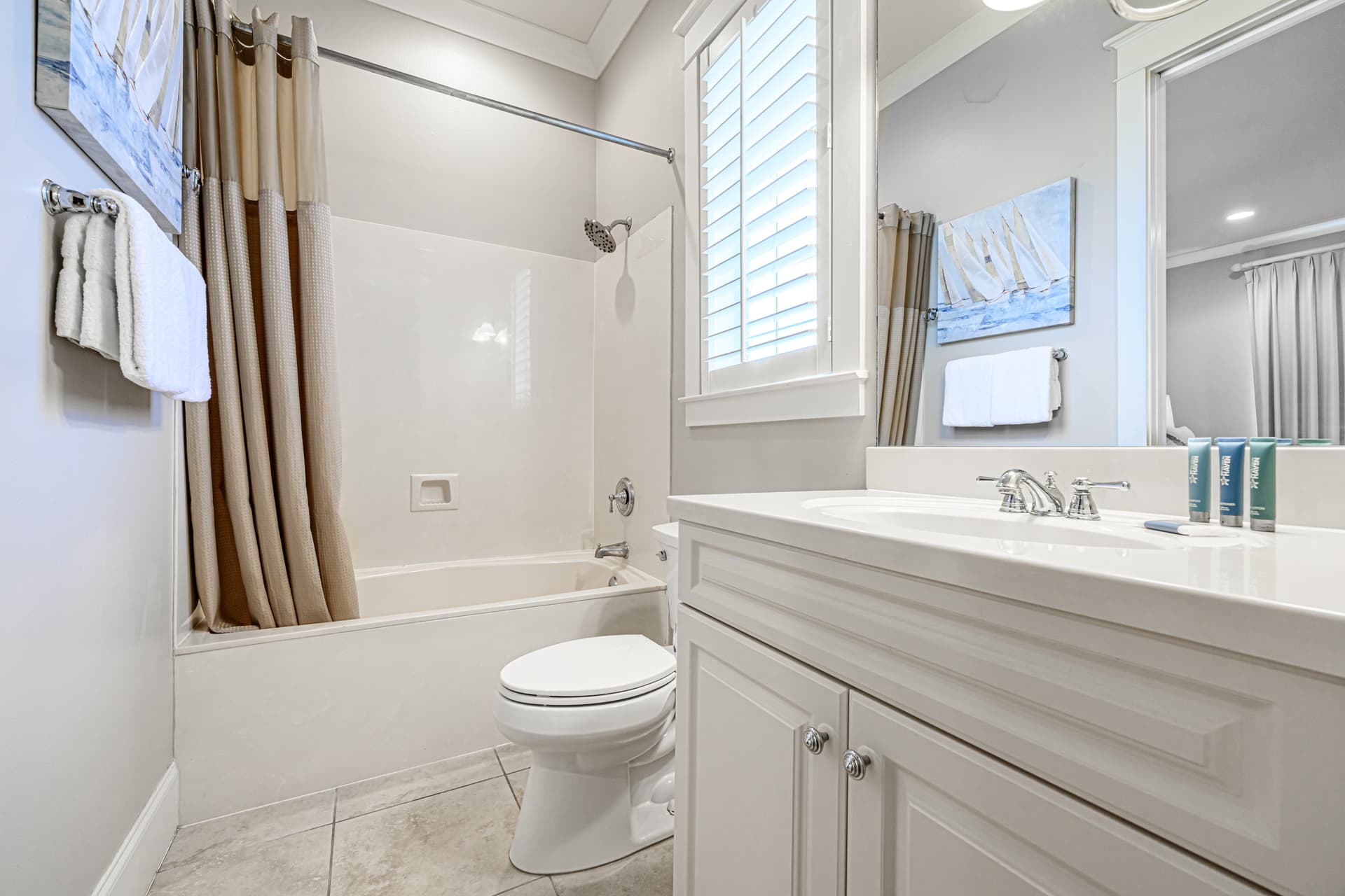 Lavish Escape - Image 36