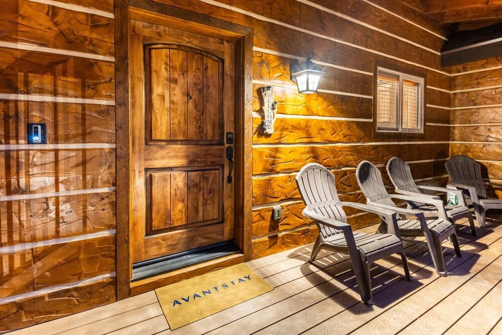 Lazy Bear Lodge - Image 49