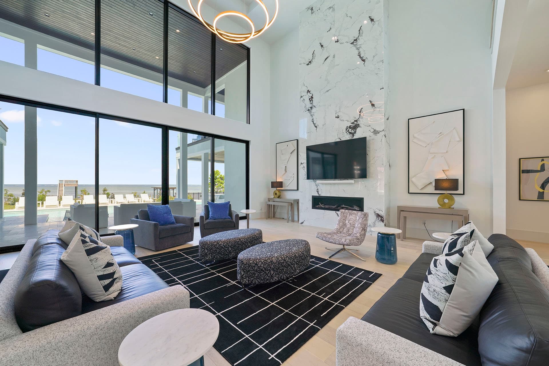 Le Maison Blanc - Image 4