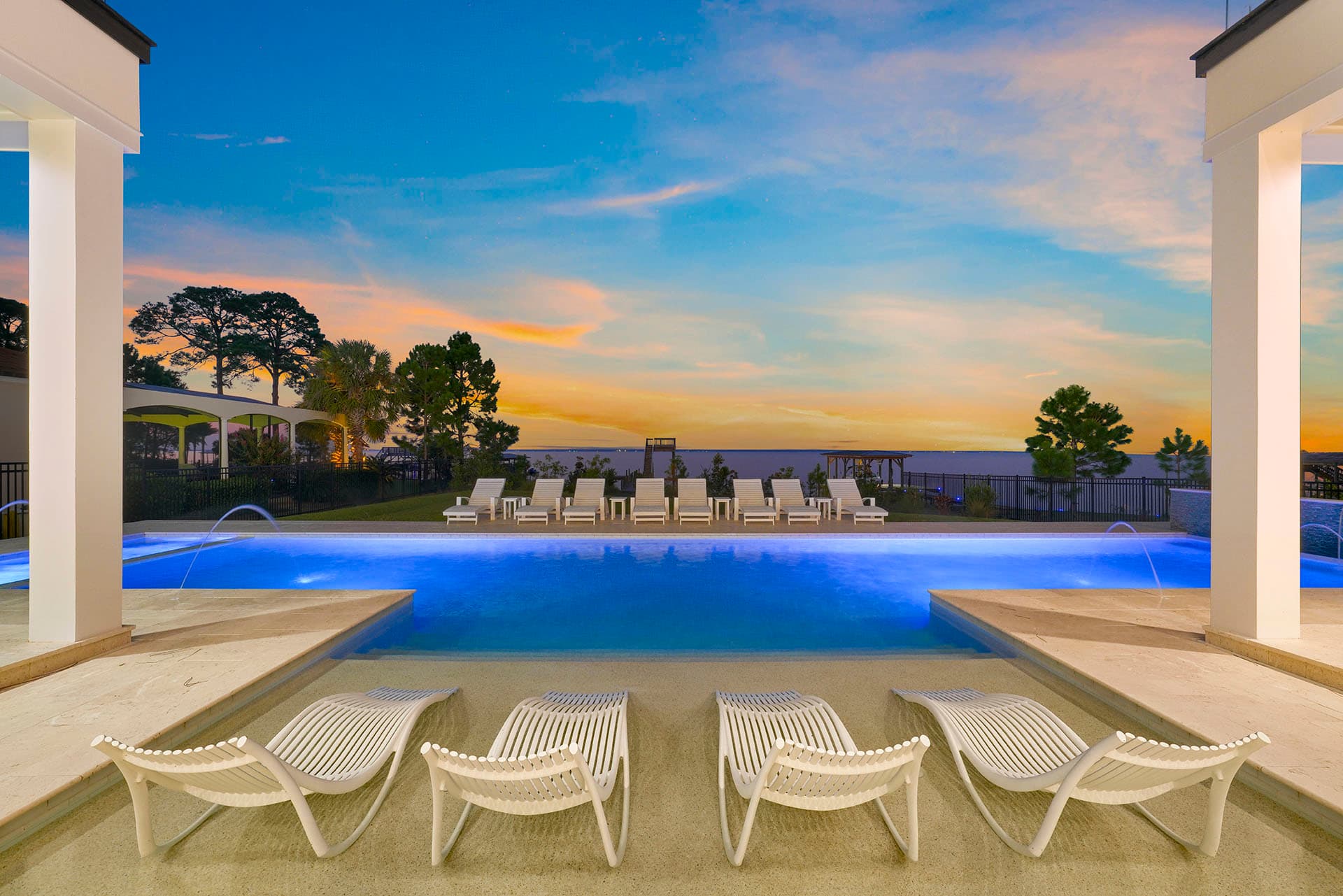 Le Maison Blanc - Image 40