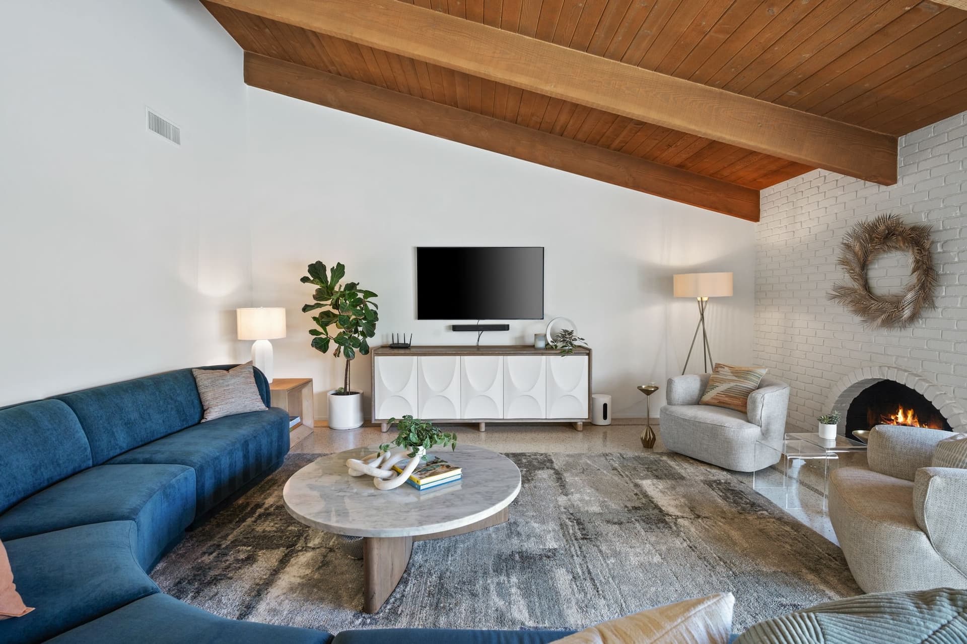 Ledo Lounge - Image 4