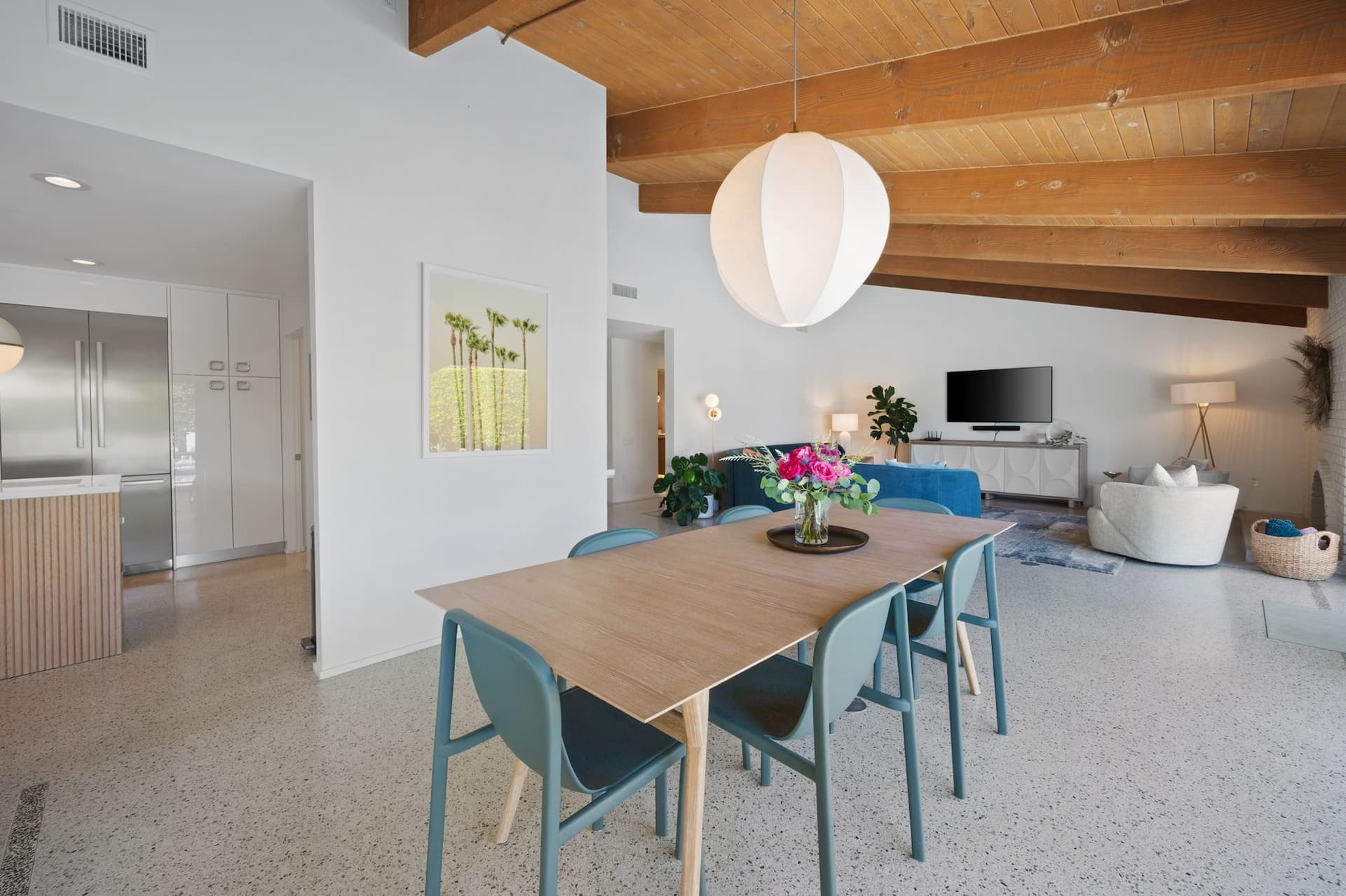 Ledo Lounge - Image 9