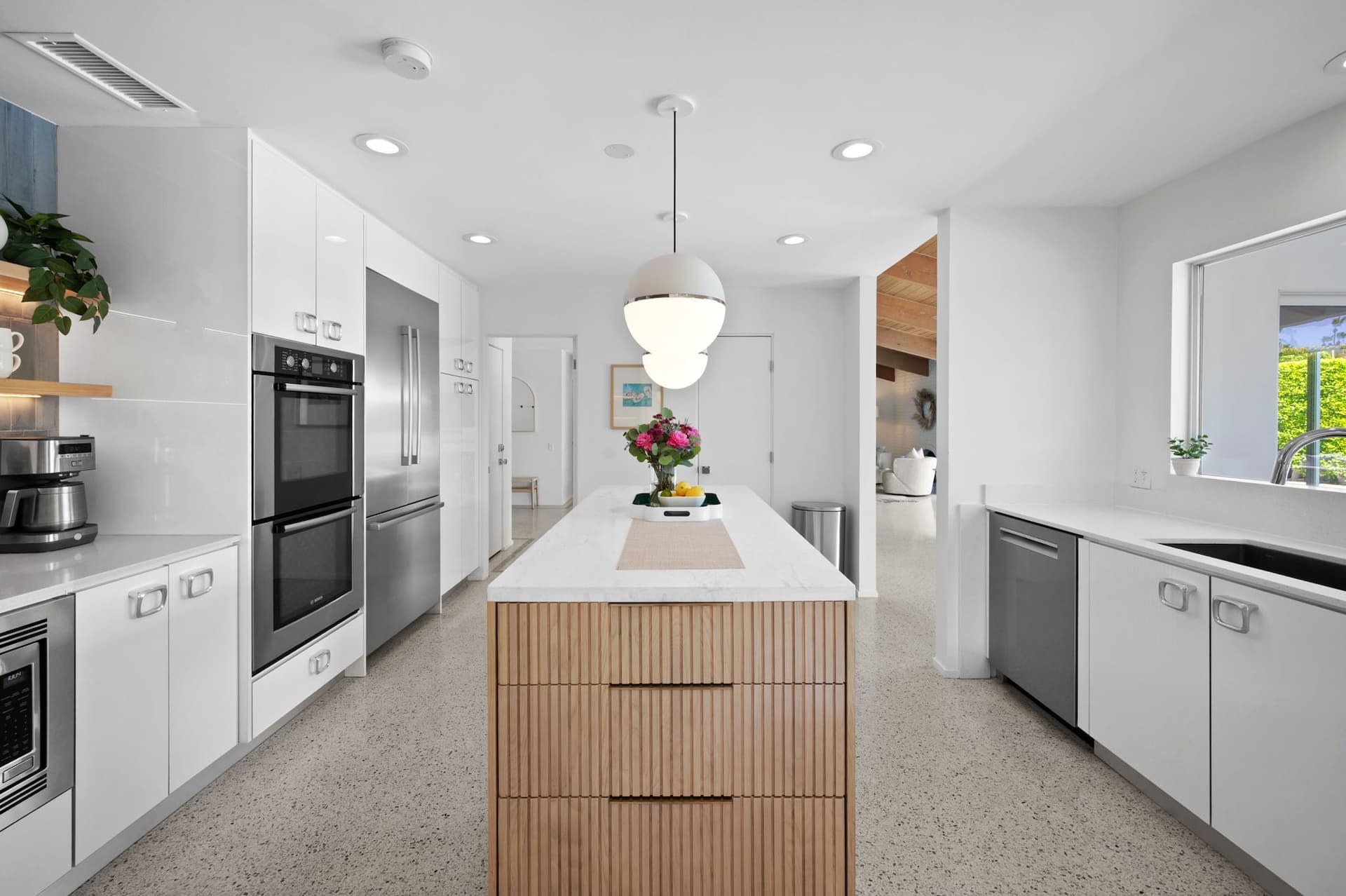 Ledo Lounge - Image 13