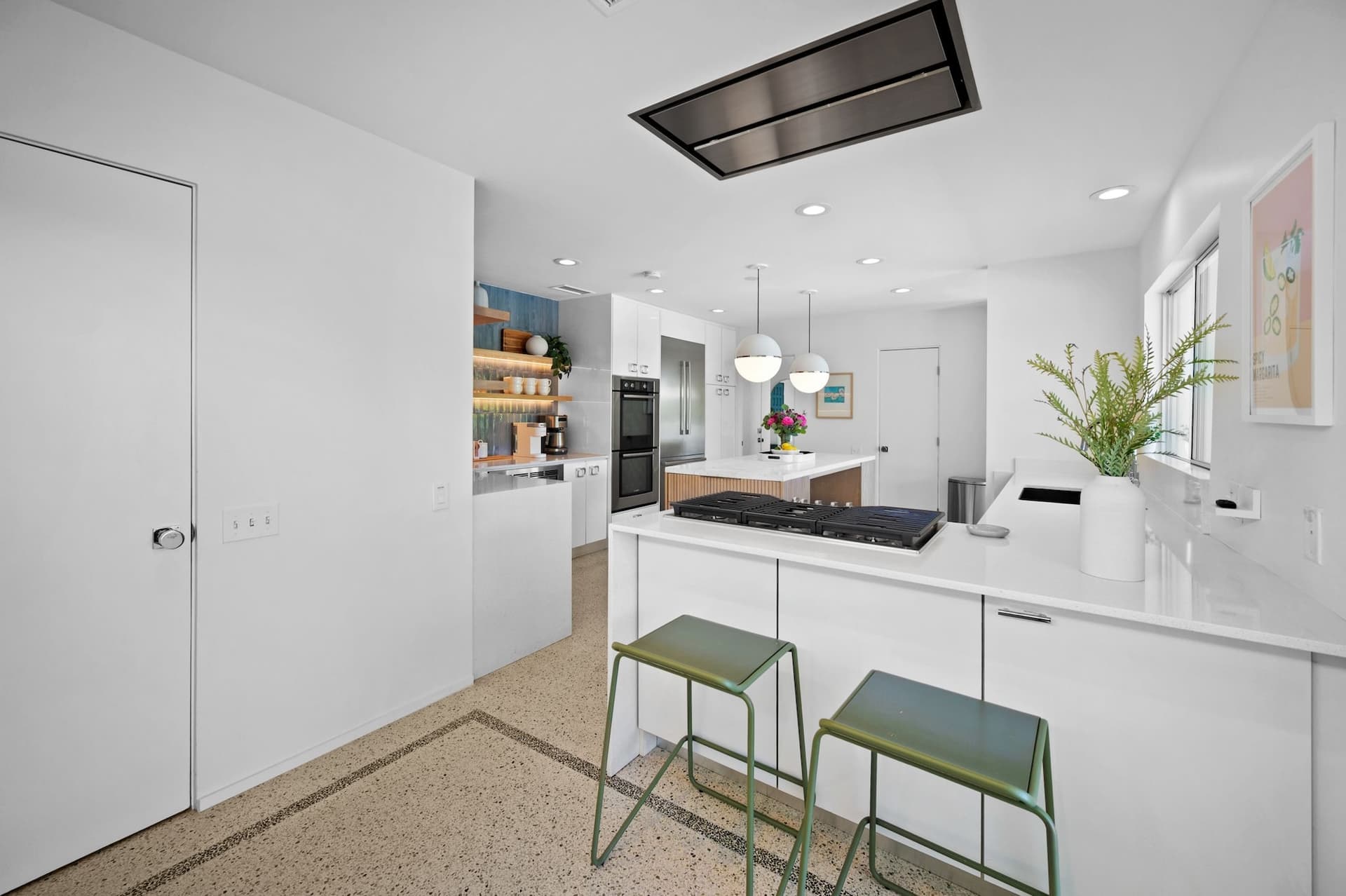 Ledo Lounge - Image 14