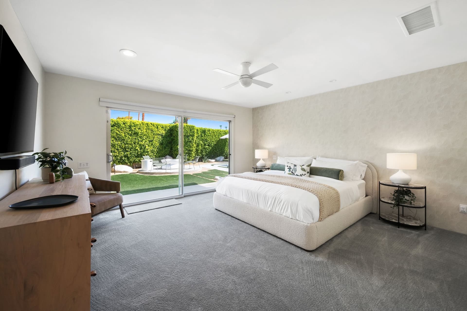 Ledo Lounge - Image 25