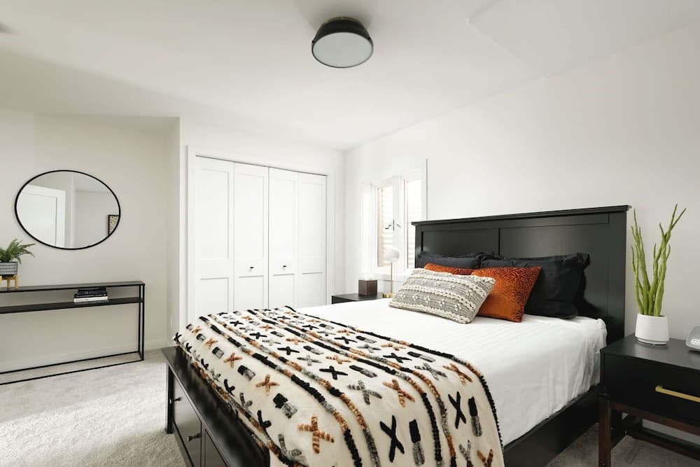 Lemond Place Home - Image 3