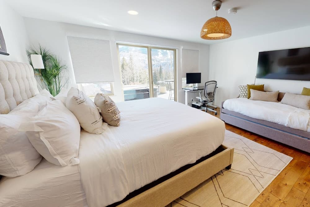 Lemond Place Home - Image 7