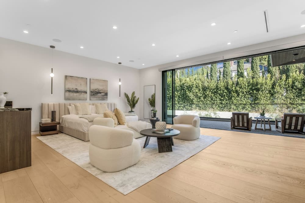 Levitt Lane - Image 48