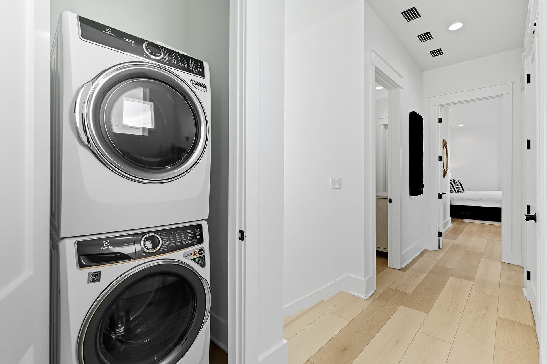 Lilly's Pad - Image 34