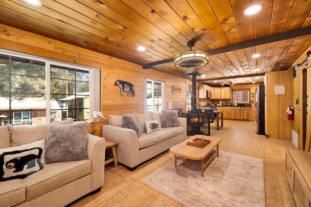 Lily's Bear Cabin #2544 - Image 7